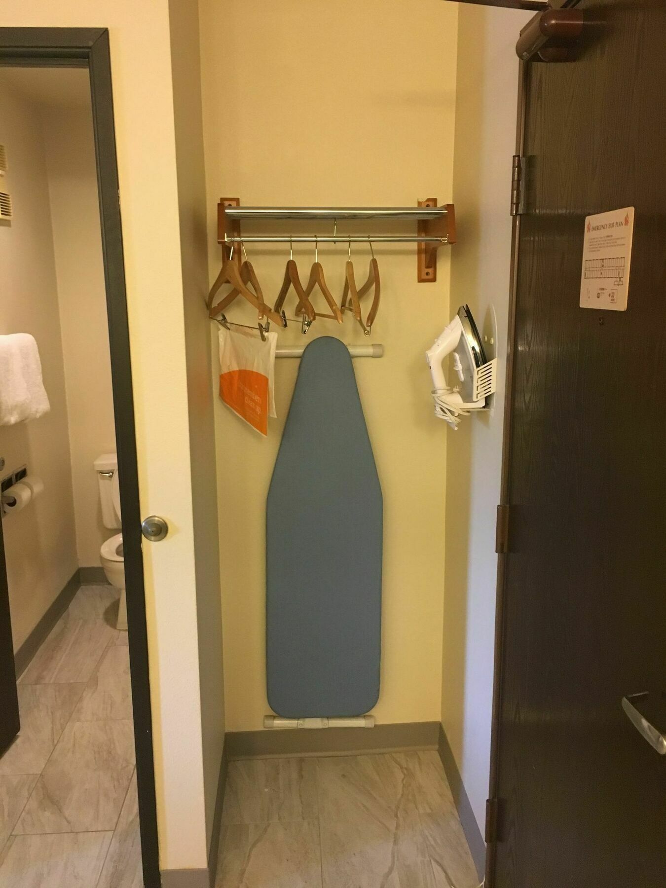 Quality Inn & Suites Milwaukee Buitenkant foto