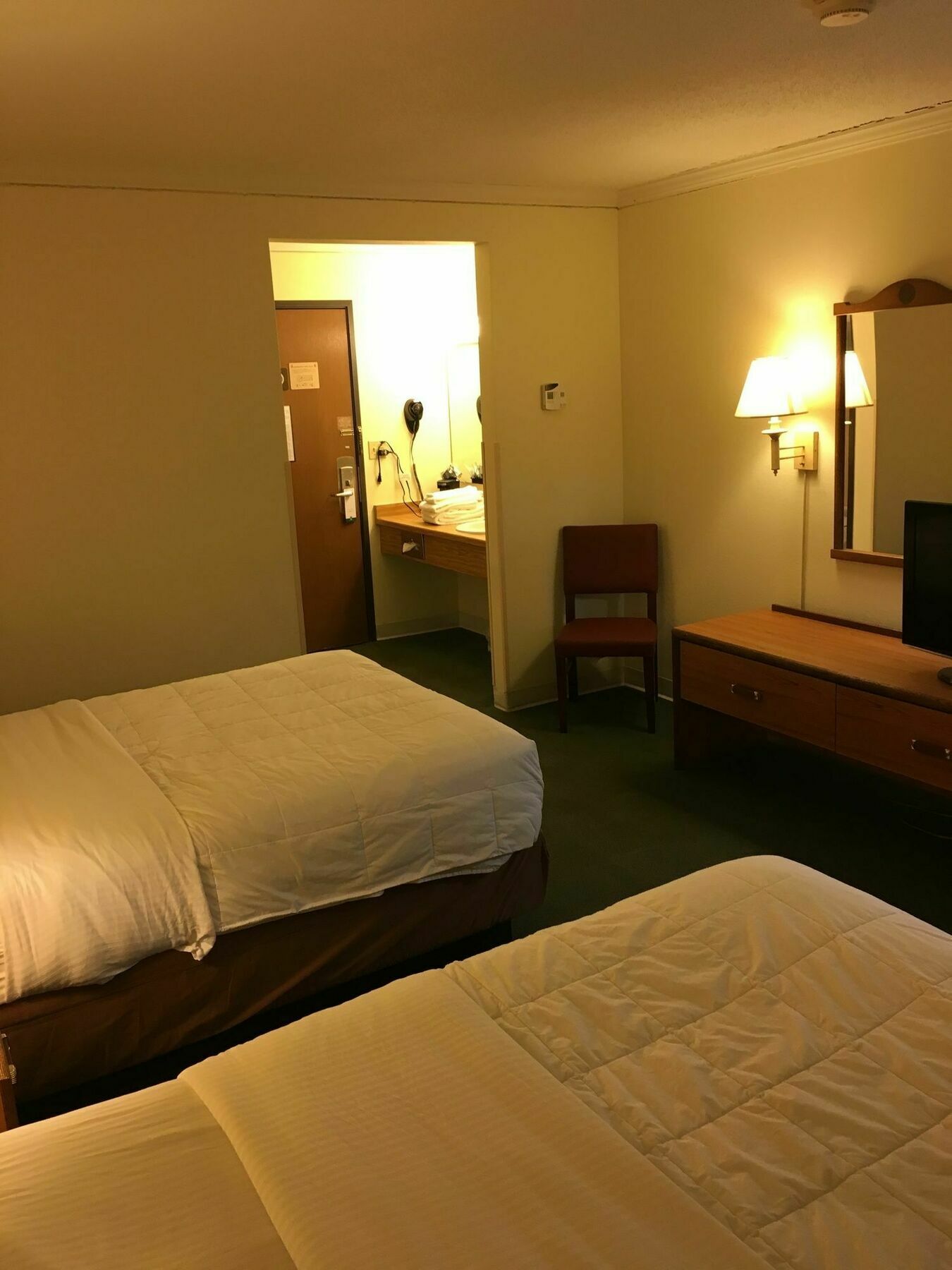 Quality Inn & Suites Milwaukee Buitenkant foto